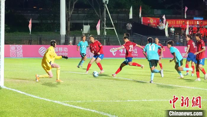 U18女足赛点球决胜山东队晋级四强 广东队遗憾出