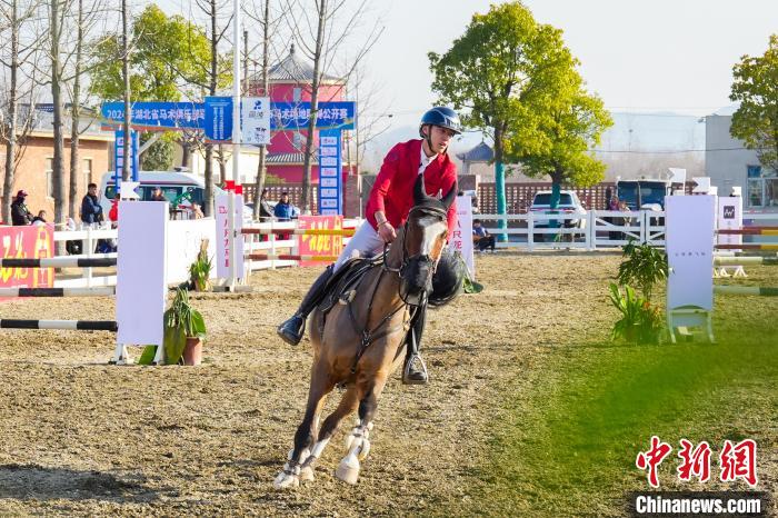 年轻群体通过马术运动收获治愈与释放压力