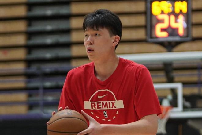 开拓者召回杨瀚森：G联赛14分11篮板助其重返NB