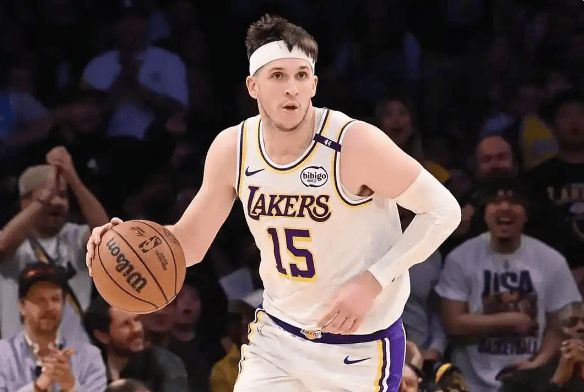 湖人惨败送走双核 常规赛希望破灭