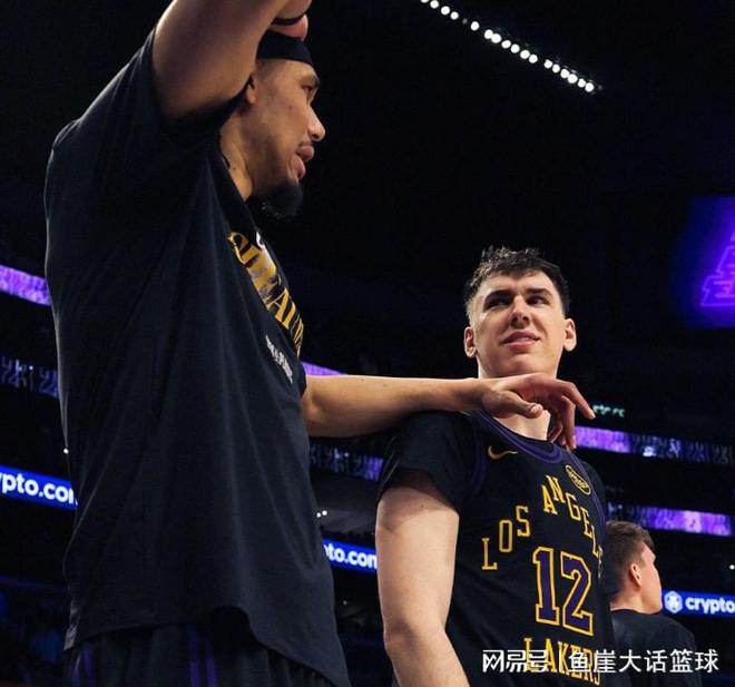湖人双星闪耀力克火箭 防守限制杜兰特延续两连